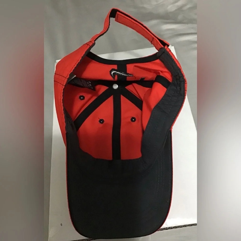 Tiger Woods Collection stylish red